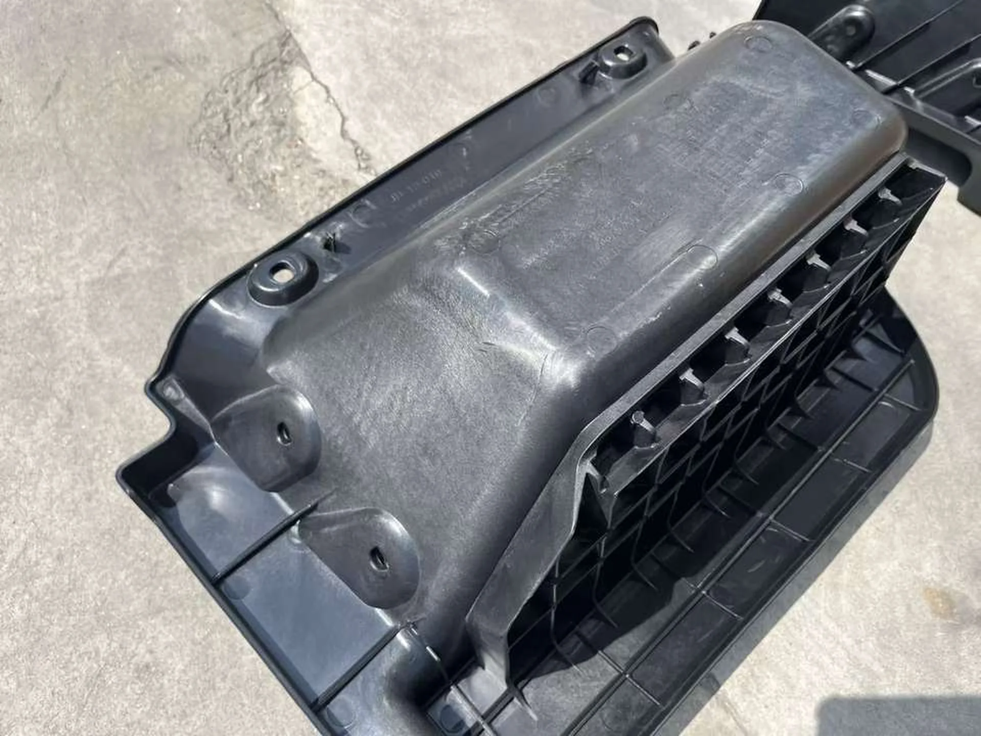 Black Plastic Step Panel for Hyundai