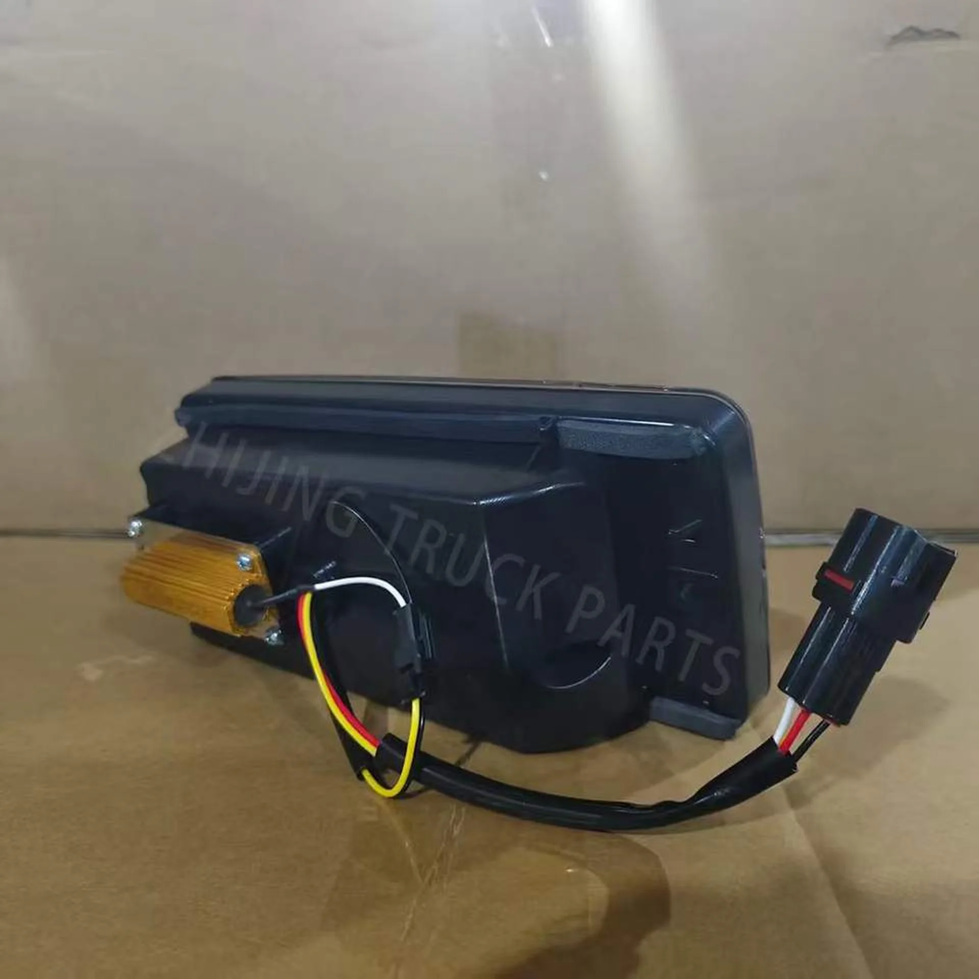 12V24V Black Plastic Tail Light for Daihatsu Hijet