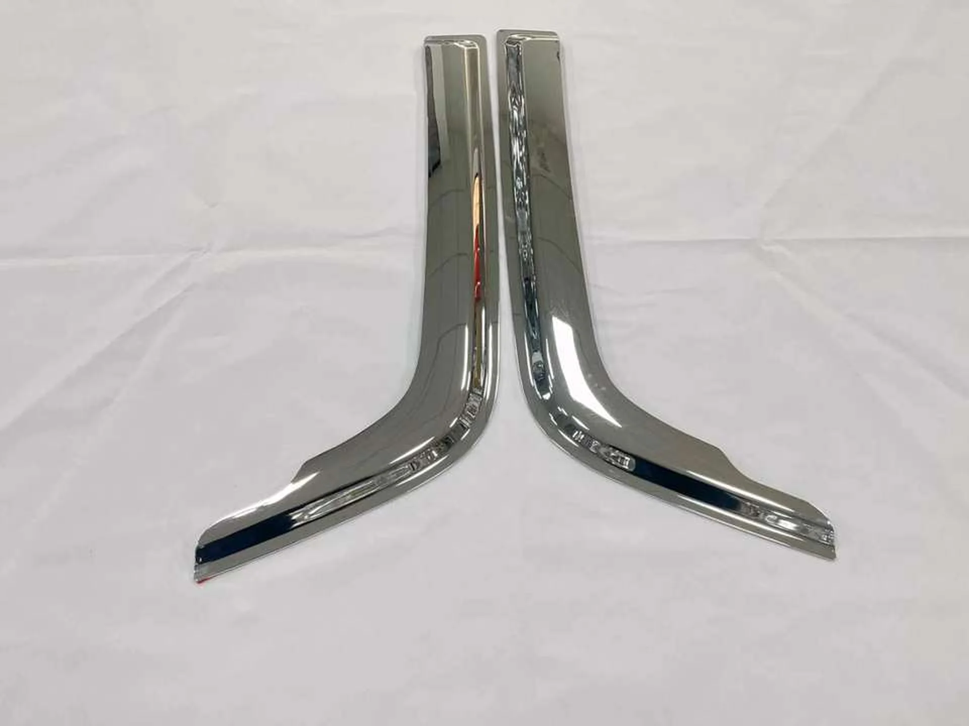 Chrome Plastic Rain Shield / Visor for Mitsubishi FM1524 / FM65F