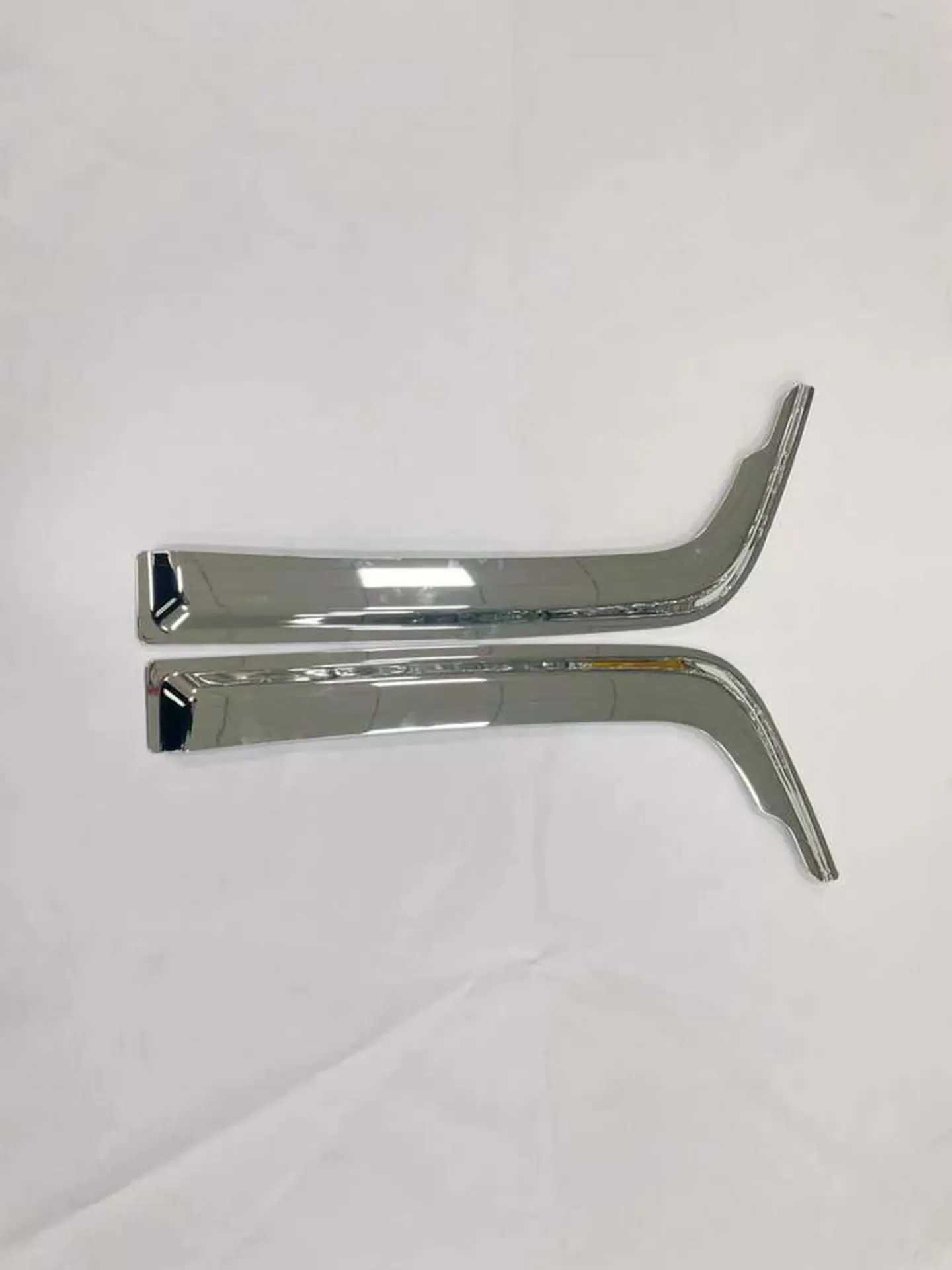 Chrome Plastic Rain Shield / Visor for Mitsubishi FM1524 / FM65F