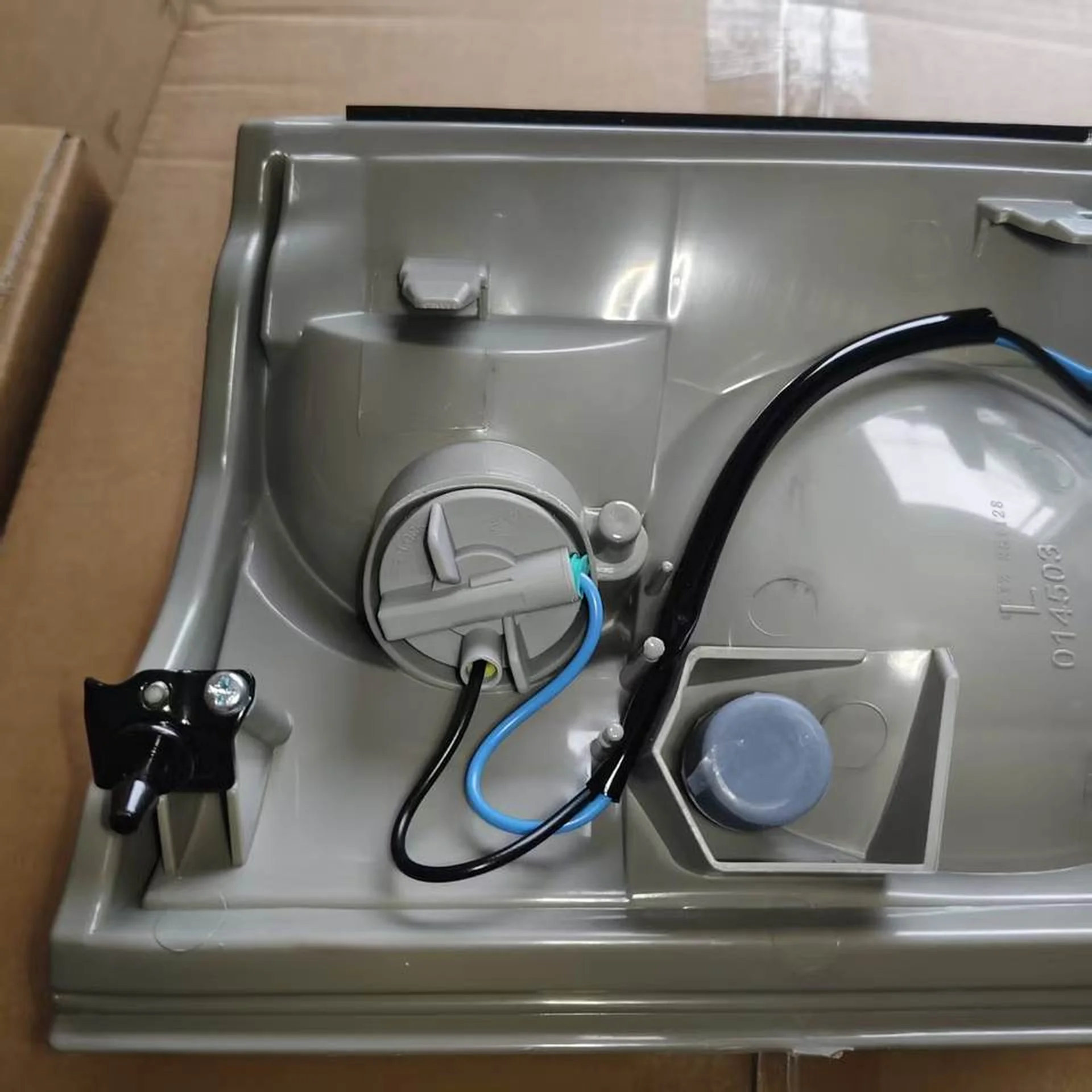 Plastic Corner Lamp for Hino
