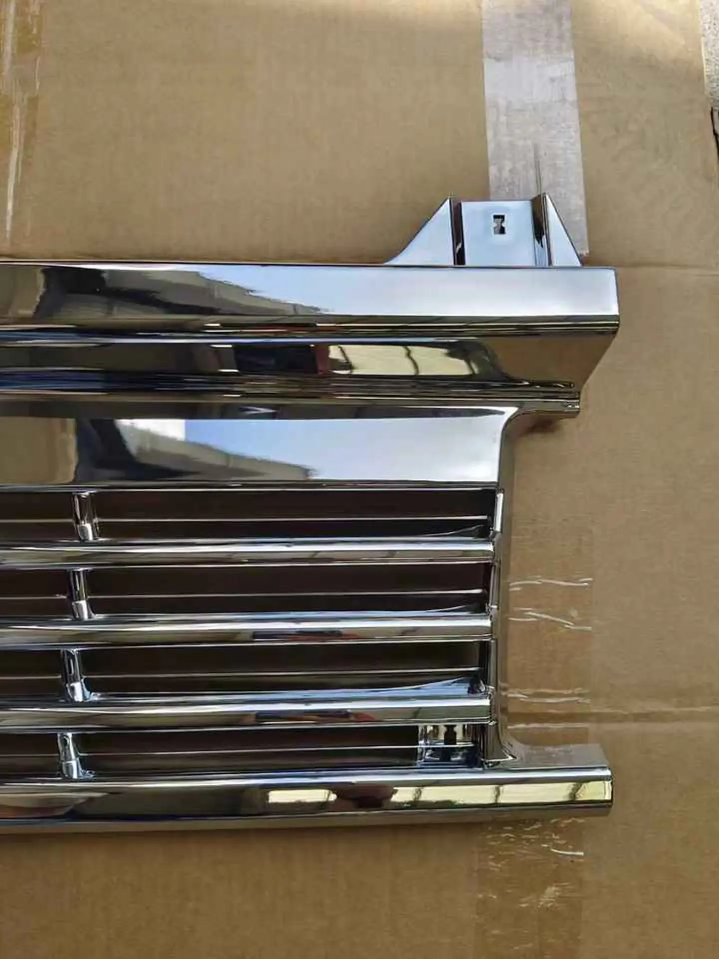 125CM Black / Gray Plastic Grille for Hino FM3M / FM2K